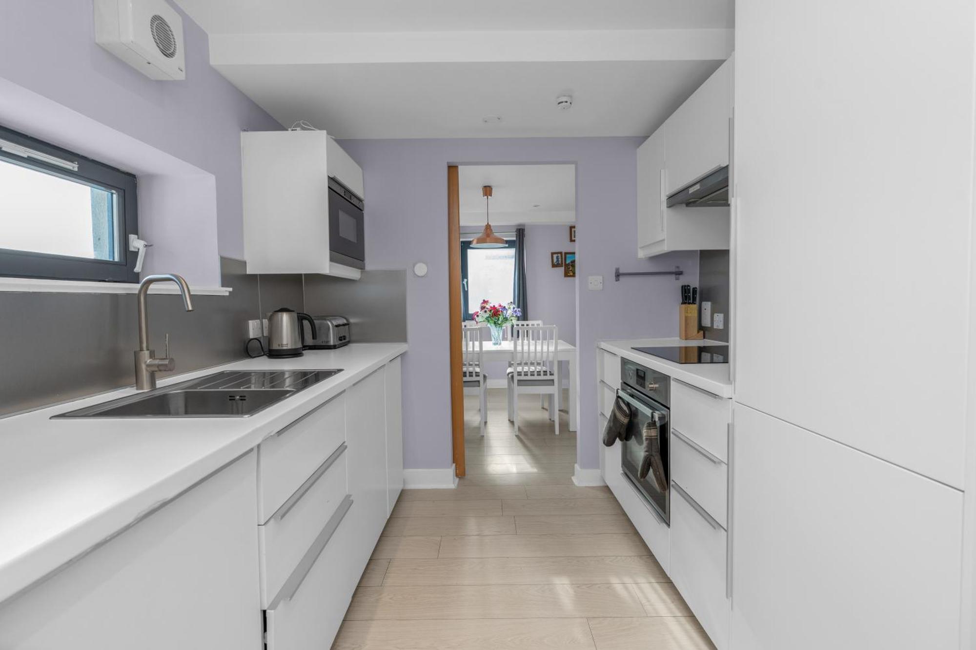 Gorgeous Old Town Hideaway Apartment Edinburgh Bagian luar foto