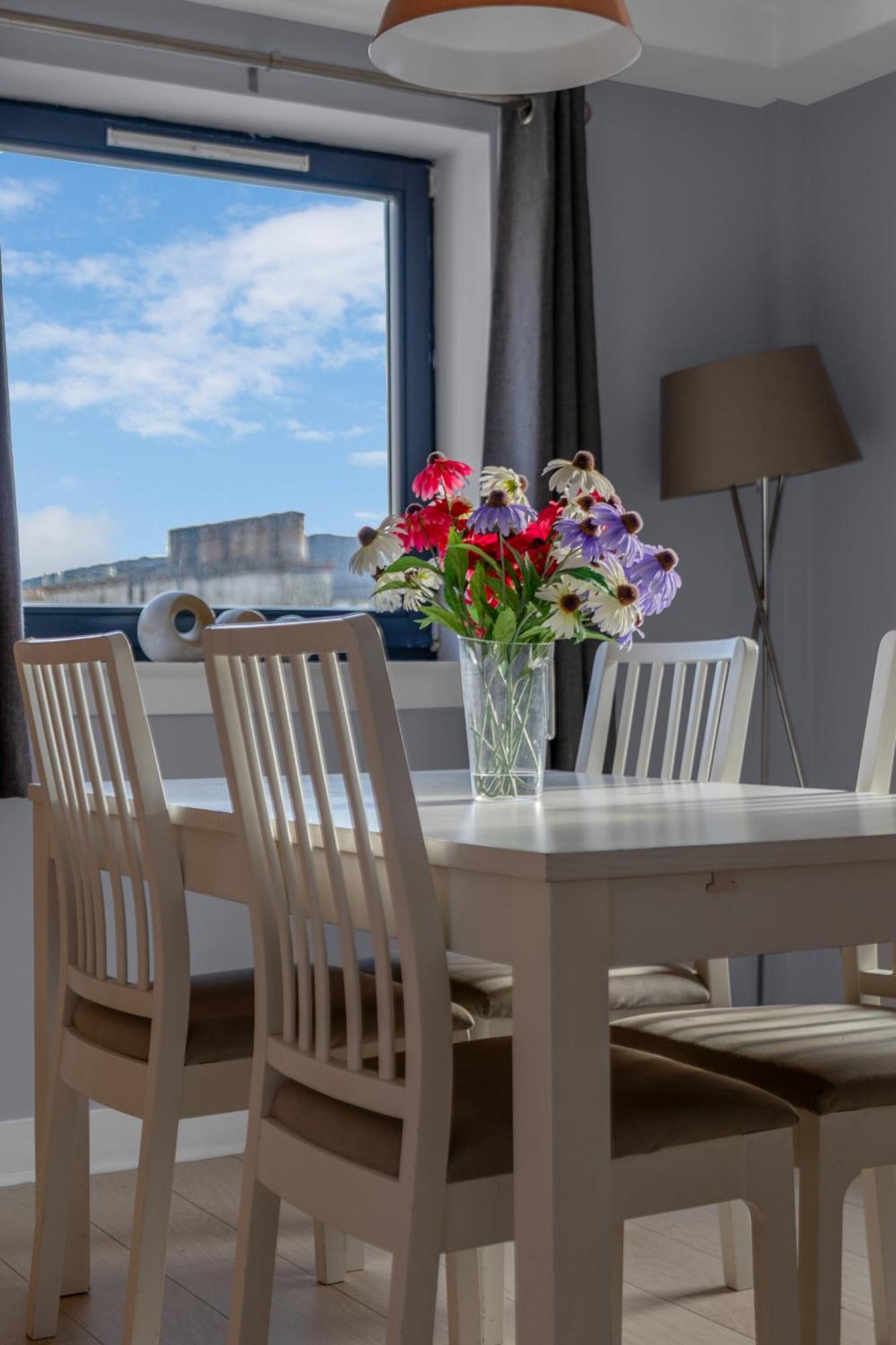 Gorgeous Old Town Hideaway Apartment Edinburgh Bagian luar foto